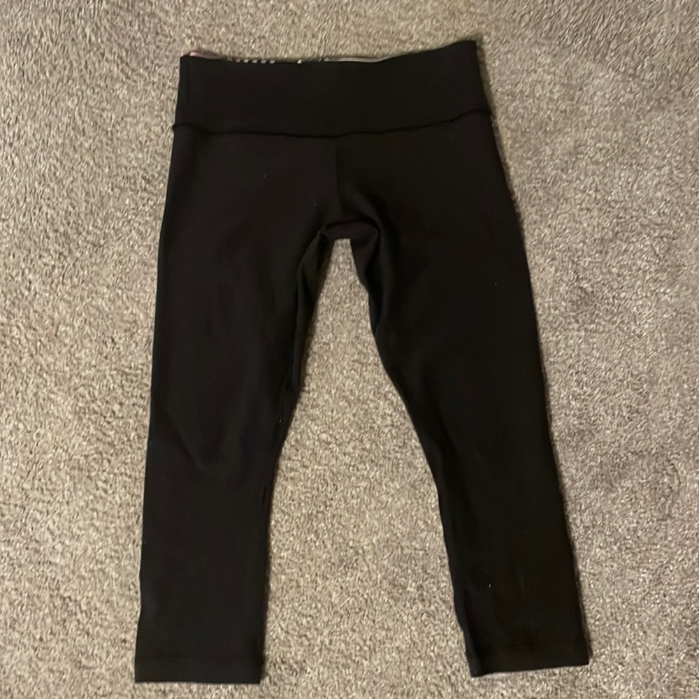 Lululemon ladies crop reversible pants